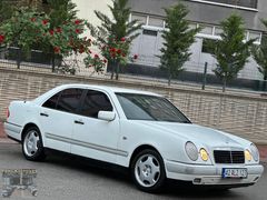PekciciPLAZA-1996 MERCEDES BENZ AVANTGARDE -YEŞİL MOTOR -