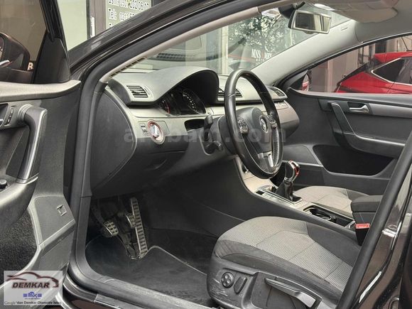 Demkar otomotiv den bakımlı Passat