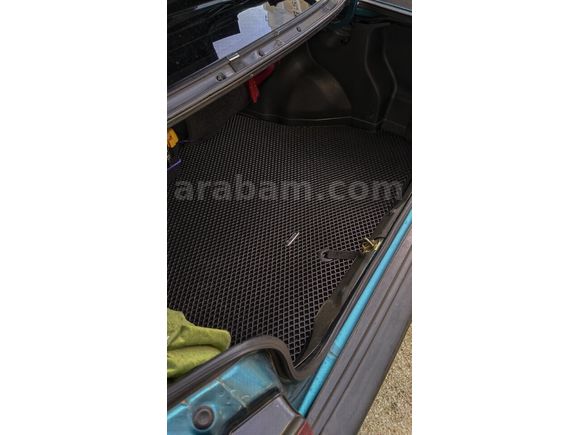 マミ Sahibinden Mazda 323 1.6 1994 Model Antalya 188.000 km Yeşil