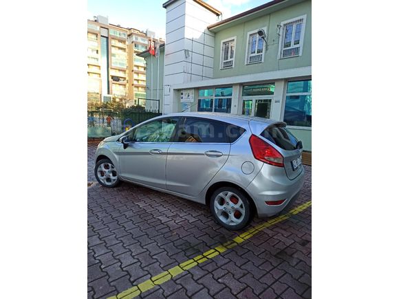 Sahibinden Ford Fiesta 1.4 TDCi Titanium X 2010 Model