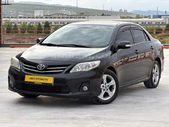 2012 MODEL OTOMATİK MAKYAJLI COROLLA ELAGANT EN DOLUSU CAM GİBİ