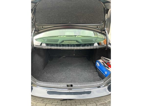 OTOMATİK TOYOTA COROLLA 1.4 4D