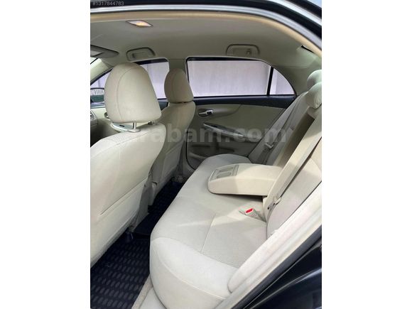 OTOMATİK TOYOTA COROLLA 1.4 4D