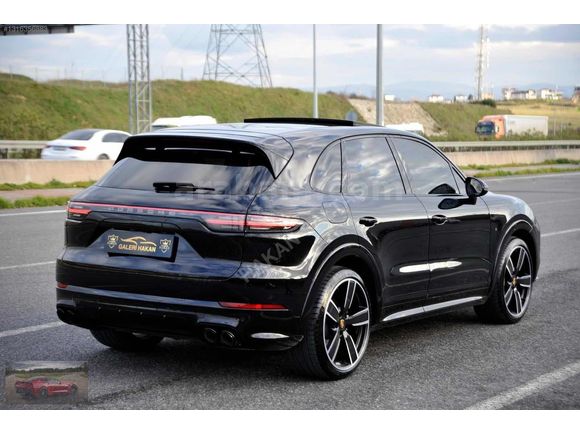 2023 PORSCHE CAYENNE 3.0 V6 BOSE -PLATIUM HEAD UP