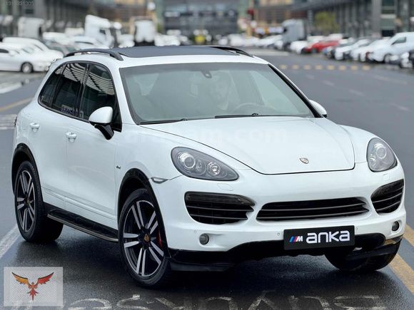 2012 MODEL PORSCHE CAYENNE DEĞİŞENSZ ARKA KLİMA PUSULA NAVİ SAAT