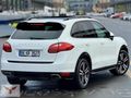 2012 MODEL PORSCHE CAYENNE DEĞİŞENSZ ARKA KLİMA PUSULA NAVİ SAAT