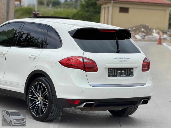 MÜKEMMEL KONDİSYONDA 2011 YENİ PORCHE CAYENNE FULL