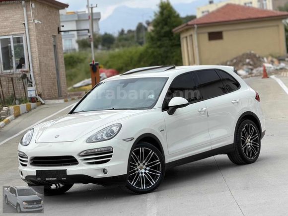 MÜKEMMEL KONDİSYONDA 2011 YENİ PORCHE CAYENNE FULL
