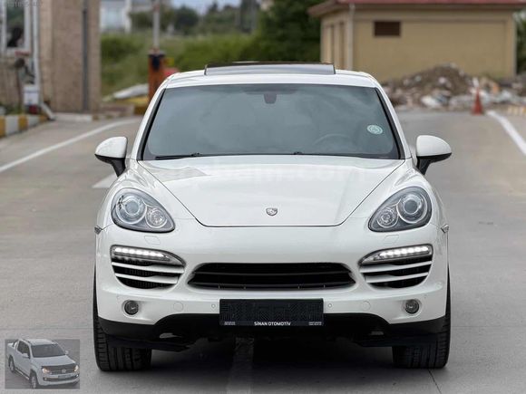 MÜKEMMEL KONDİSYONDA 2011 YENİ PORCHE CAYENNE FULL