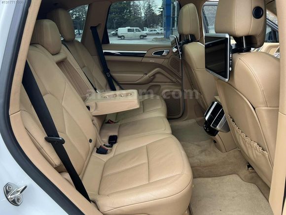 YSN MOTORS'DAN 2013 CAYENNE BAYİİ