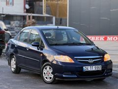 DEĞİŞENSİZ-116 BİN KM DE OTOMATİK HONDA CİTY