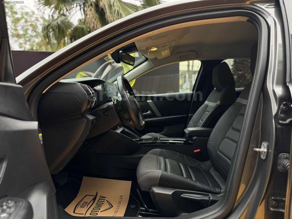 KÖŞK'TEN 46 BİNDE 2024 CITROEN C4X 1.2 Puretech %20 KDV'Lİ