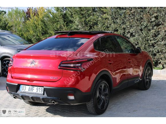KUTLU KARDEŞLER'DEN 2024 CİTROEN C4 X 1.2 PURETECH SHİNE BOLD
