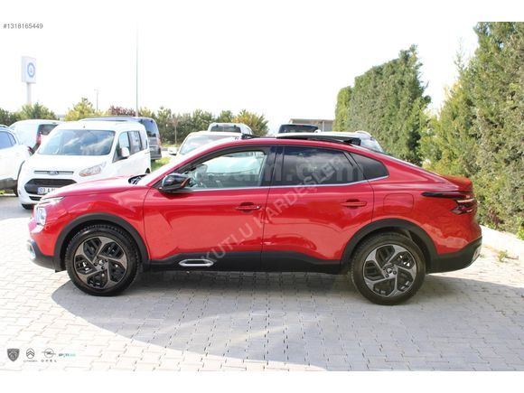 KUTLU KARDEŞLER'DEN 2024 CİTROEN C4 X 1.2 PURETECH SHİNE BOLD