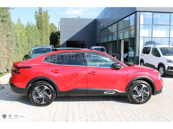 KUTLU KARDEŞLER'DEN 2024 CİTROEN C4 X 1.2 PURETECH SHİNE BOLD