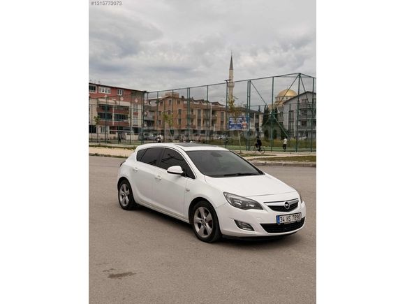 ÖZ BATURDAN TEMİZ OPEL ASTRA