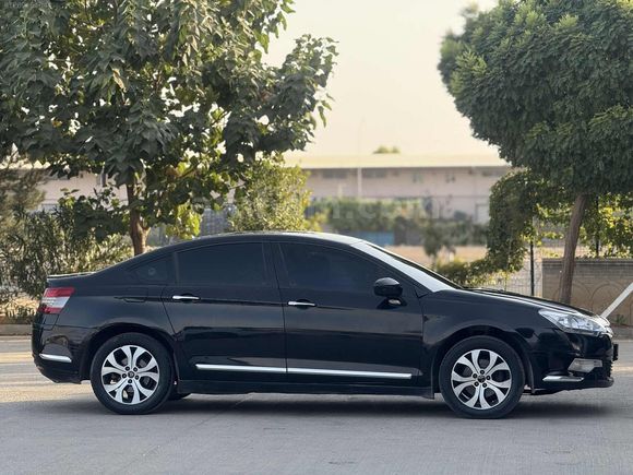 KAPLAN AUTOdan düşük km otomatik emsalsiz