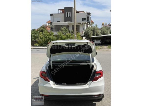 ÇEKİÇOĞLUNDAN FİAT EGEA SADECE