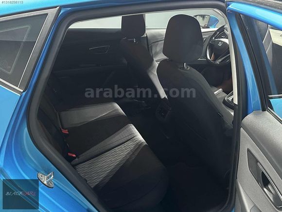2016 BOYASIZ LEON 1.2 TSI STYLE NADİR RENK EMSALSİZ