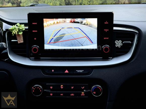 2020 KİA CEED 1.6 CRDİ ELEGANCE OTOMATİK BAKIMLI MASRAFSIZ