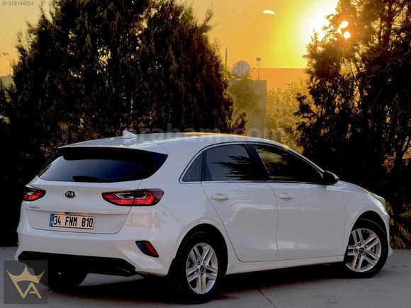 2020 KİA CEED 1.6 CRDİ ELEGANCE OTOMATİK BAKIMLI MASRAFSIZ