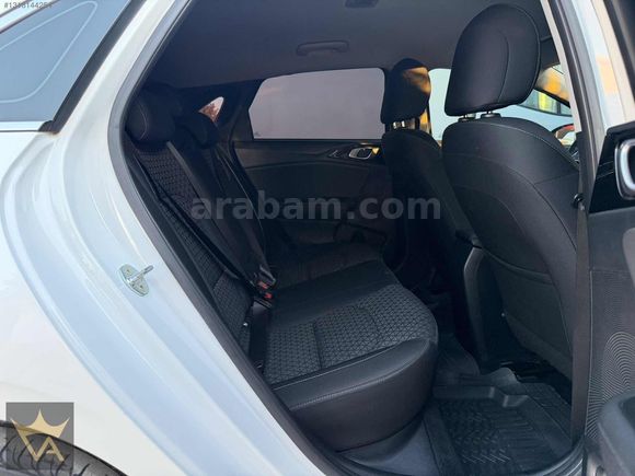 2020 KİA CEED 1.6 CRDİ ELEGANCE OTOMATİK BAKIMLI MASRAFSIZ
