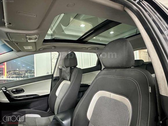 2015/KİA/CEED/1.6CRDI/CONCEPT/PLUS//CAMTAVAN TAM OTOMATİK
