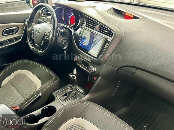 2015/KİA/CEED/1.6CRDI/CONCEPT/PLUS//CAMTAVAN TAM OTOMATİK