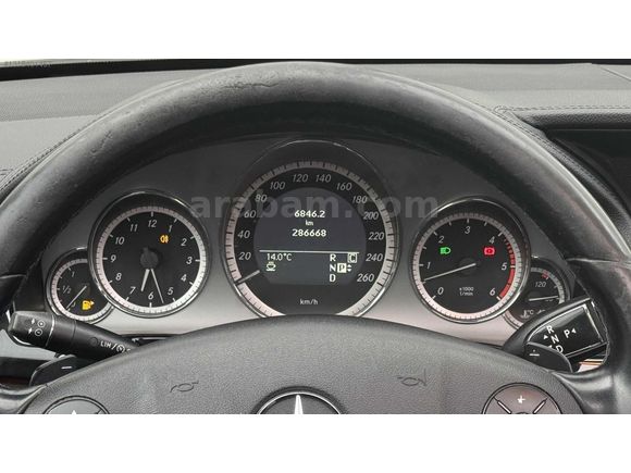 TÜRKMENOĞLU'NDAN BOYASIZ-TRAMERSİZ-285.000km e350 4MATİC