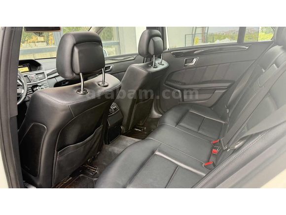 TÜRKMENOĞLU'NDAN BOYASIZ-TRAMERSİZ-285.000km e350 4MATİC