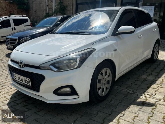 2018 HYUNDAİ İ20.. BAKIMLI ARAÇ