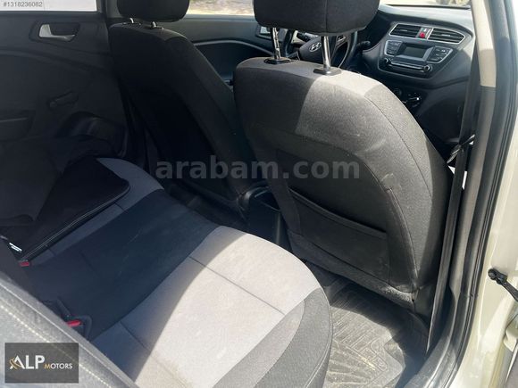 2018 HYUNDAİ İ20.. BAKIMLI ARAÇ