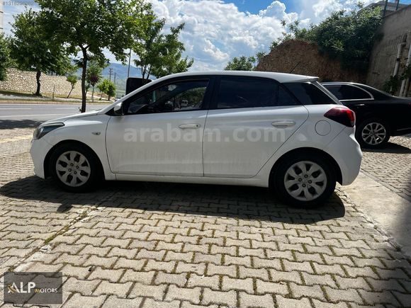 2018 HYUNDAİ İ20.. BAKIMLI ARAÇ