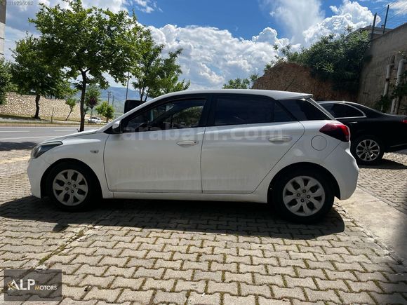 2018 HYUNDAİ İ20.. BAKIMLI ARAÇ