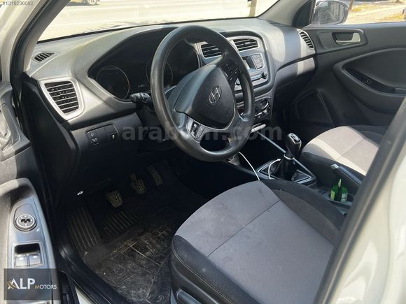 2018 HYUNDAİ İ20.. BAKIMLI ARAÇ