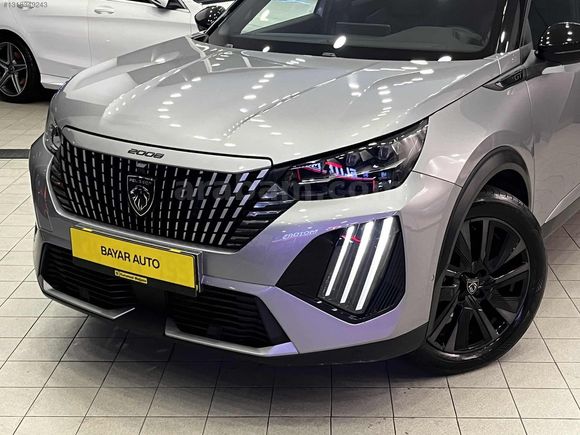 BAYAR'DAN 2025 PEUGEOT 2008 GT 130 HP EAT8 CAM TAVAN+Ş.TAKİP+