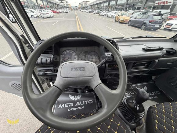 2009 ISUZU HATASIZ BOYASIZ 130BİNDE KUPA ŞASE HİDROLİK DİREKSYON