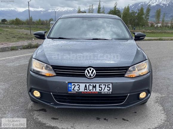 - 2011 Hatasız 200 Bin Km ' De - 1.6 TDİ 105 HP Highline Jetta -
