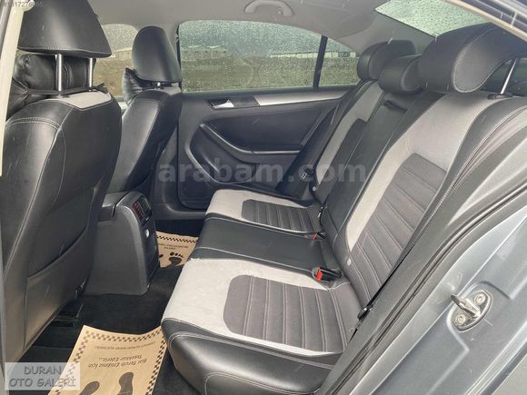 - 2011 Hatasız 200 Bin Km ' De - 1.6 TDİ 105 HP Highline Jetta -