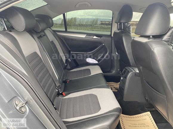 - 2011 Hatasız 200 Bin Km ' De - 1.6 TDİ 105 HP Highline Jetta -