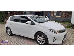 2013-Auris 1.6 Advance-lpg-tam otomatik-değişe yok-boyalar yanda