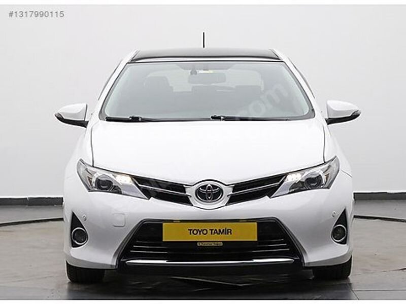 TOYOTAMİR BOSCH CAR SERVİCE GÜVENCESİYLE AURİS PREMİUM EN DOLUSU