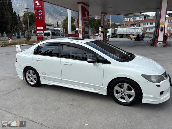 ORJİNAL DEĞİŞENSİZ LPG'Lİ OTOMATİK VİTES 1.6 İ-VTEC Elegance