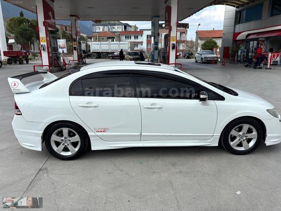 ORJİNAL DEĞİŞENSİZ LPG'Lİ OTOMATİK VİTES 1.6 İ-VTEC Elegance