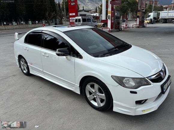 ORJİNAL DEĞİŞENSİZ LPG'Lİ OTOMATİK VİTES 1.6 İ-VTEC Elegance