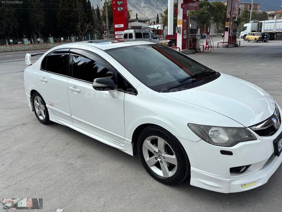 ORJİNAL DEĞİŞENSİZ LPG'Lİ OTOMATİK VİTES 1.6 İ-VTEC Elegance