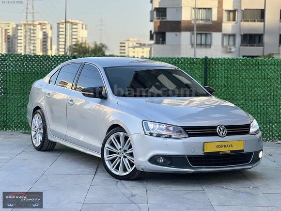 JETTA 1.6TDİ DSG YANDA 1DEĞİŞEN 3BOYA HARİCİ HATASIZ BOYASIZ