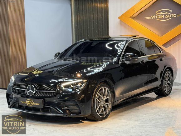 VİTRİN AUTO 2022 MERCEDES E200d AMG HATASIZ EMSALİNDE