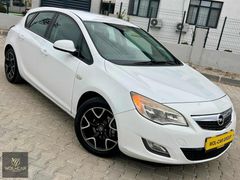 WOL - CAR'dan 2012 MODEL OPEL ASTRA 1.3 CDTI EDİTİON //