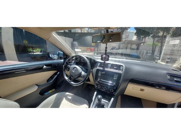Sahibinden Volkswagen Jetta 1.6 TDi Comfortline 2015 Model  203.000 km Beyaz